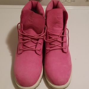 Like new Pink timberland size 7youth